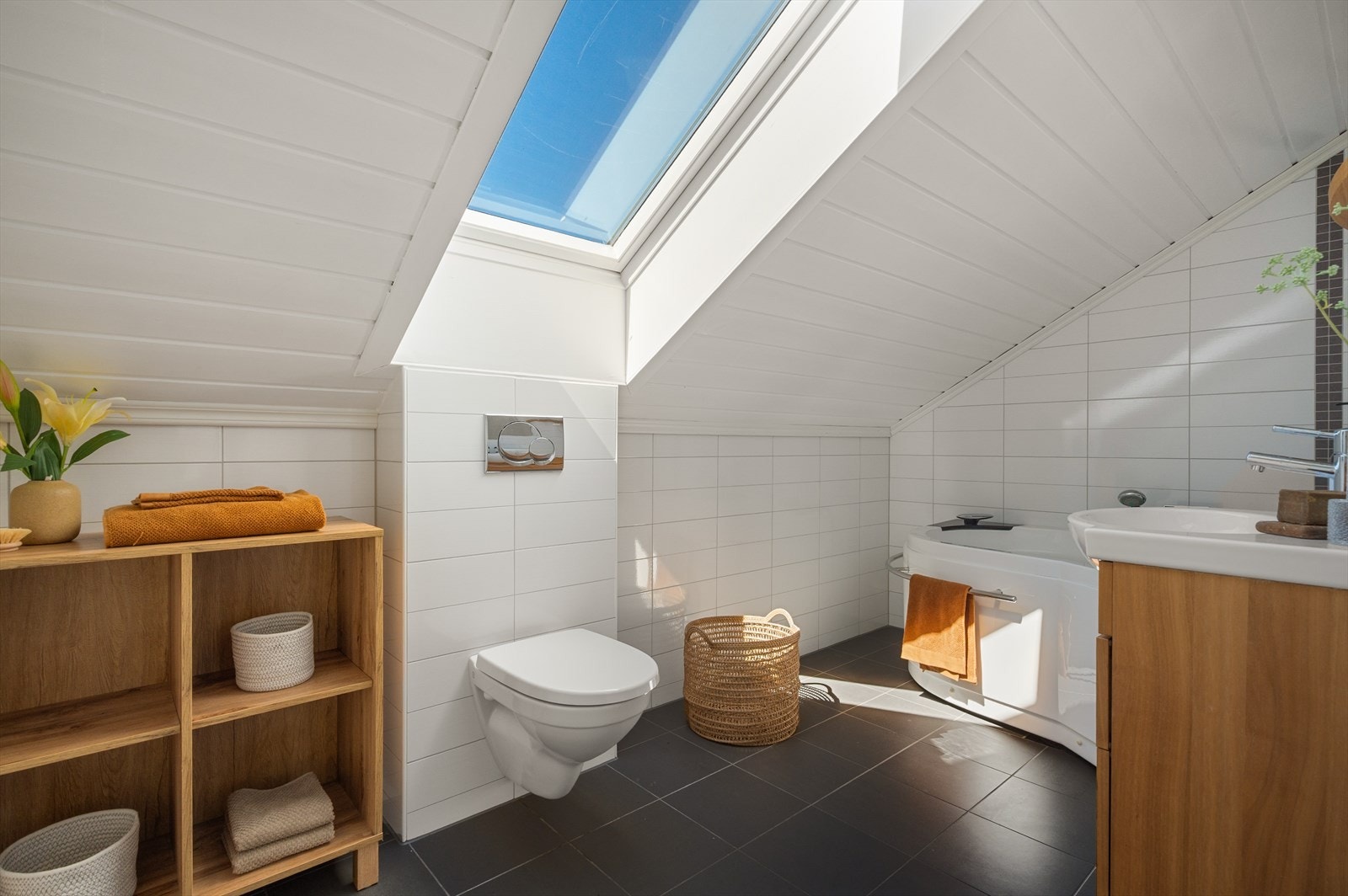 Elegant innredning - selv om arealet ikke er målbart, er det meget brukervennlig. Galleribilde