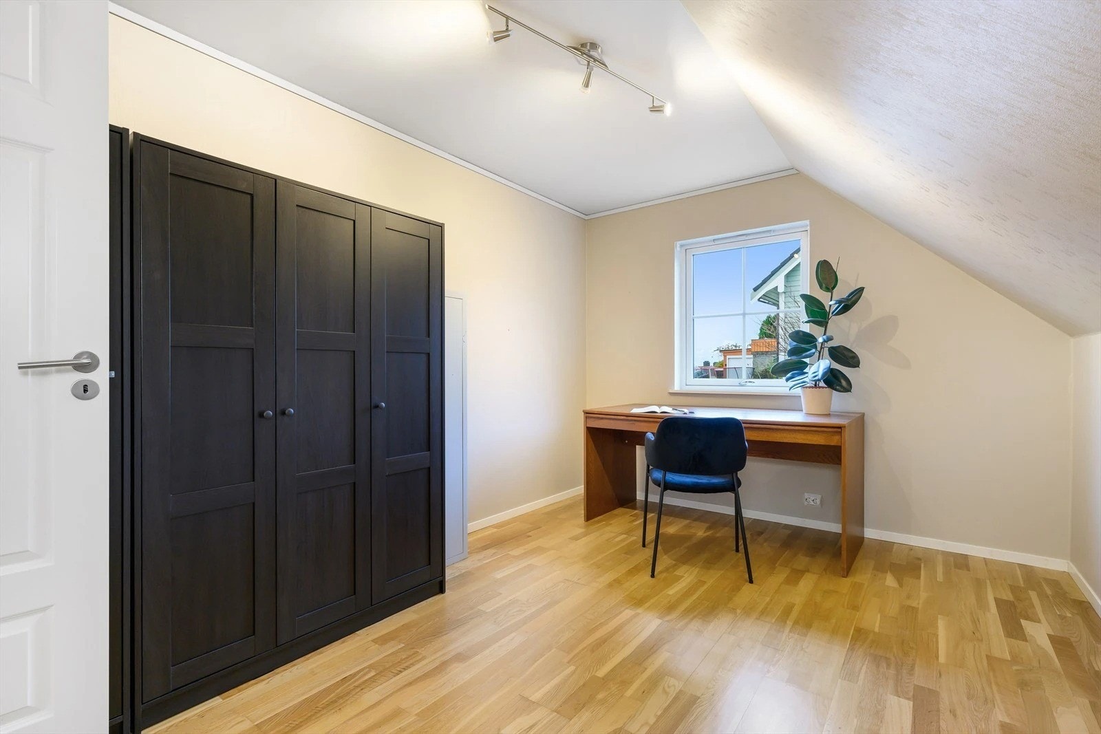 Soverom nr 4 Galleribilde