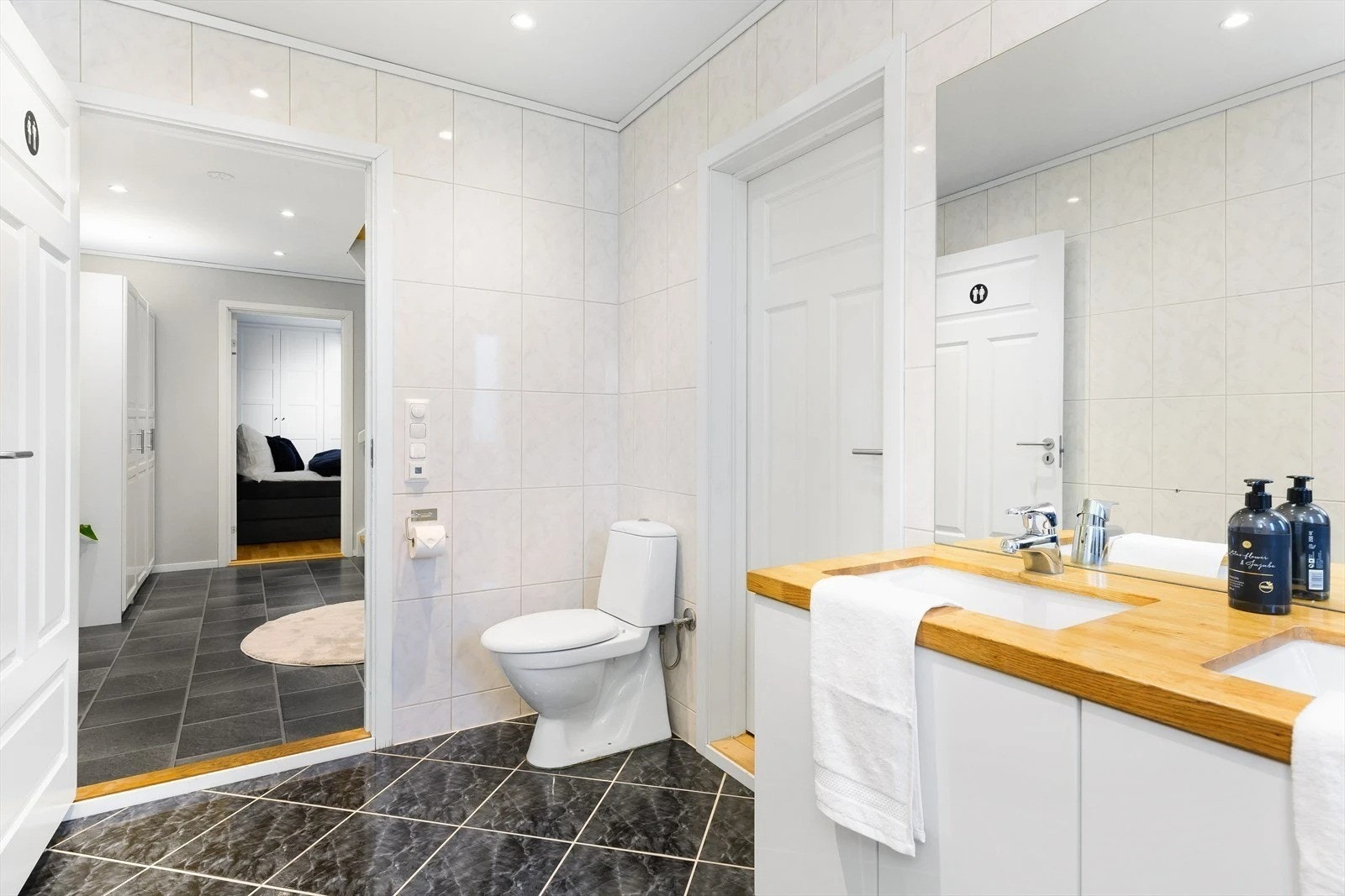 Bad 1 etg Galleribilde