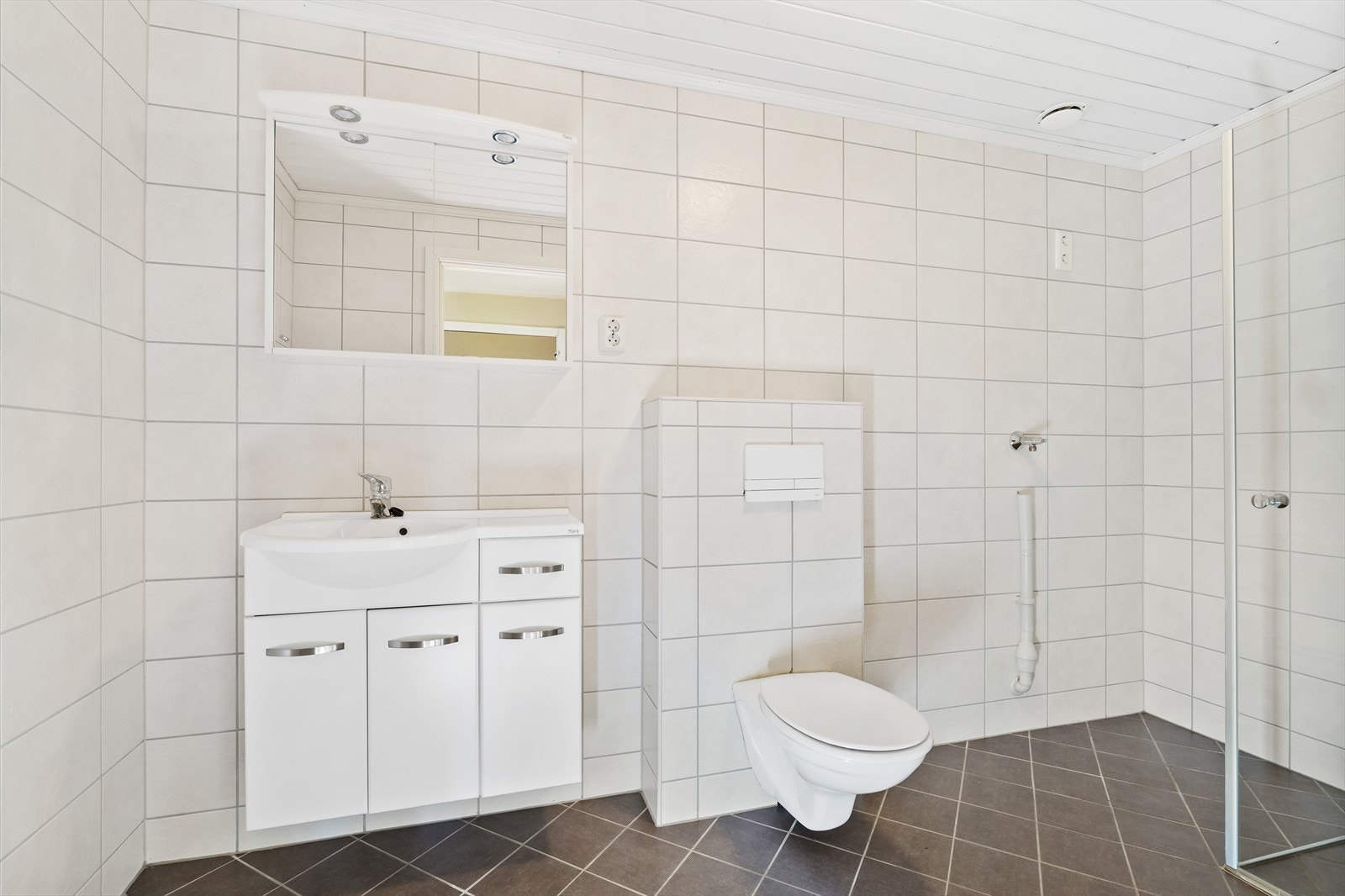 Opplegg for vaskemaskin. Galleribilde