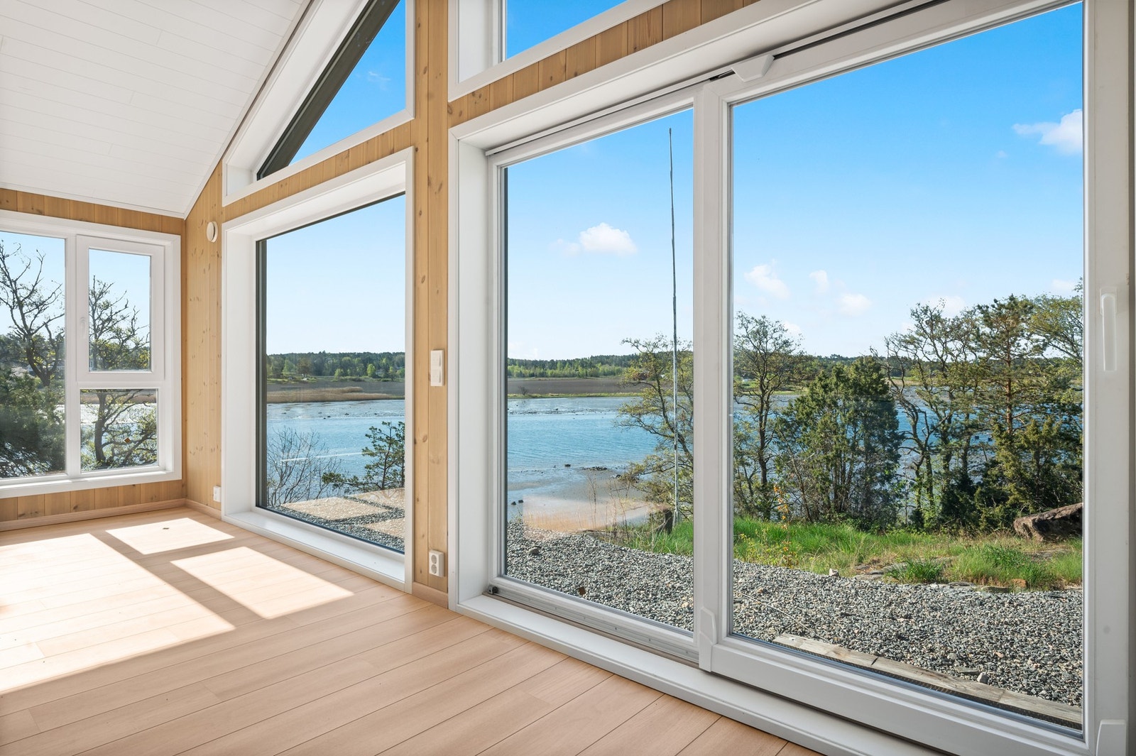 Her får du følelsen av å være langt unna hverdagen, men samtidig med komfort og standard som et moderne hjem. Galleribilde