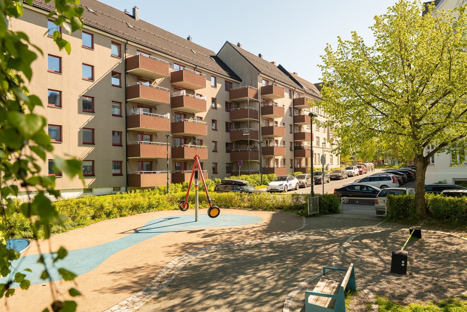 Lilleby borettslag er sentralt plassert og kjent for sitt hyggelige bomiljø. Galleribilde