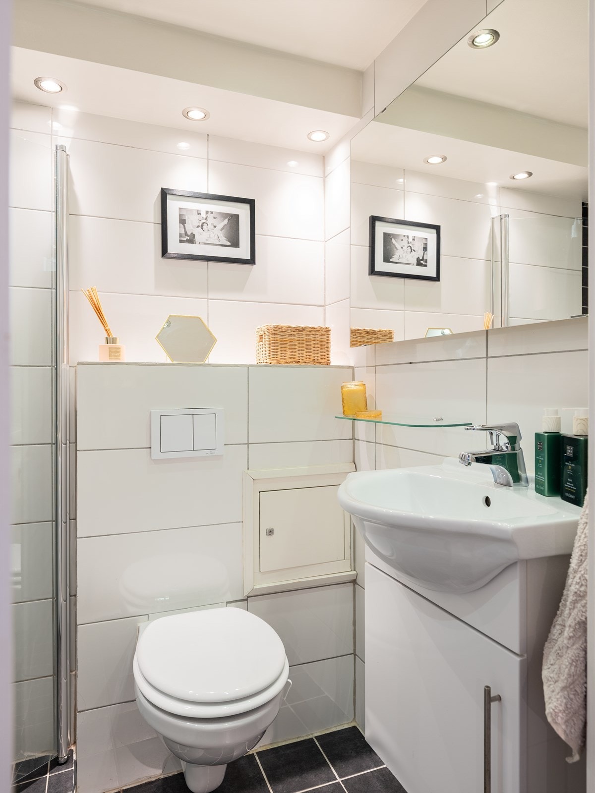 Her får du varme i gulv. Galleribilde