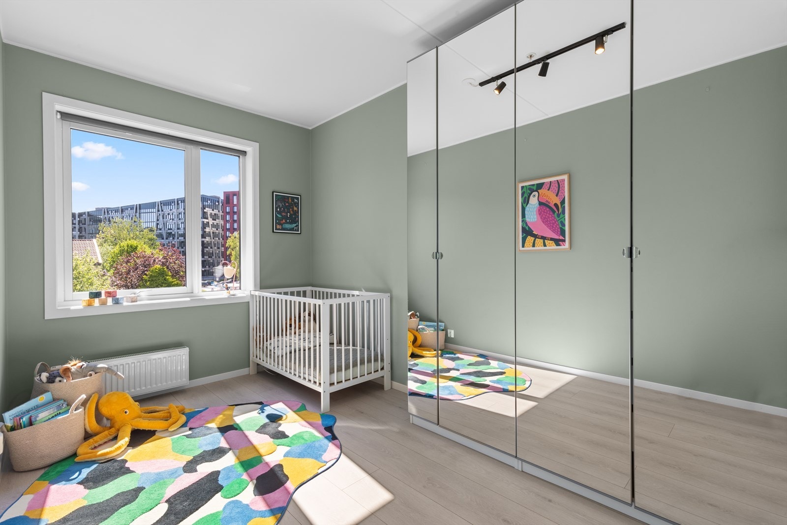 Soverom 2 egner seg godt som barnerom, gjesterom eller kontor Galleribilde