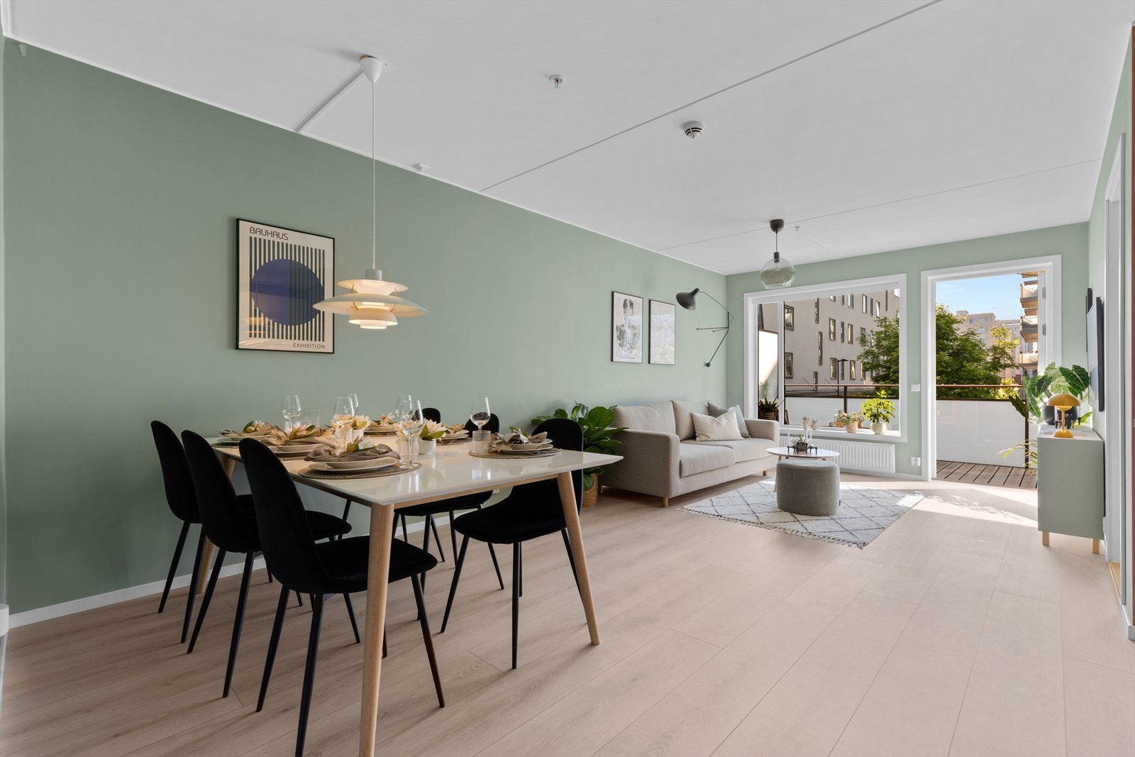 God standard på overflater, innredning og utstyr. Bygget stod ferdigstilt i 2016 Galleribilde