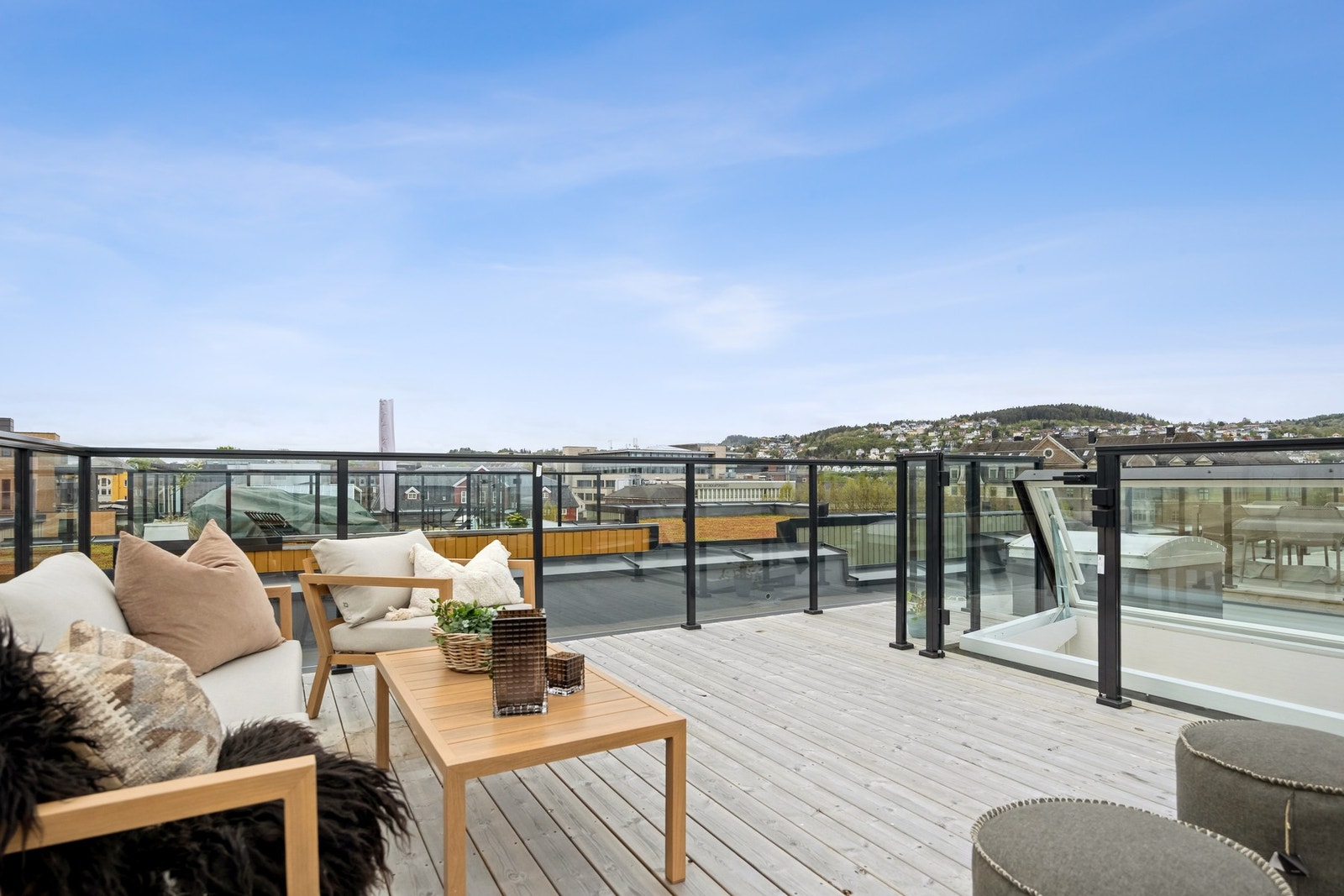 Fra terrassen har du panaromautsikt over store deler av Trondheim! Galleribilde