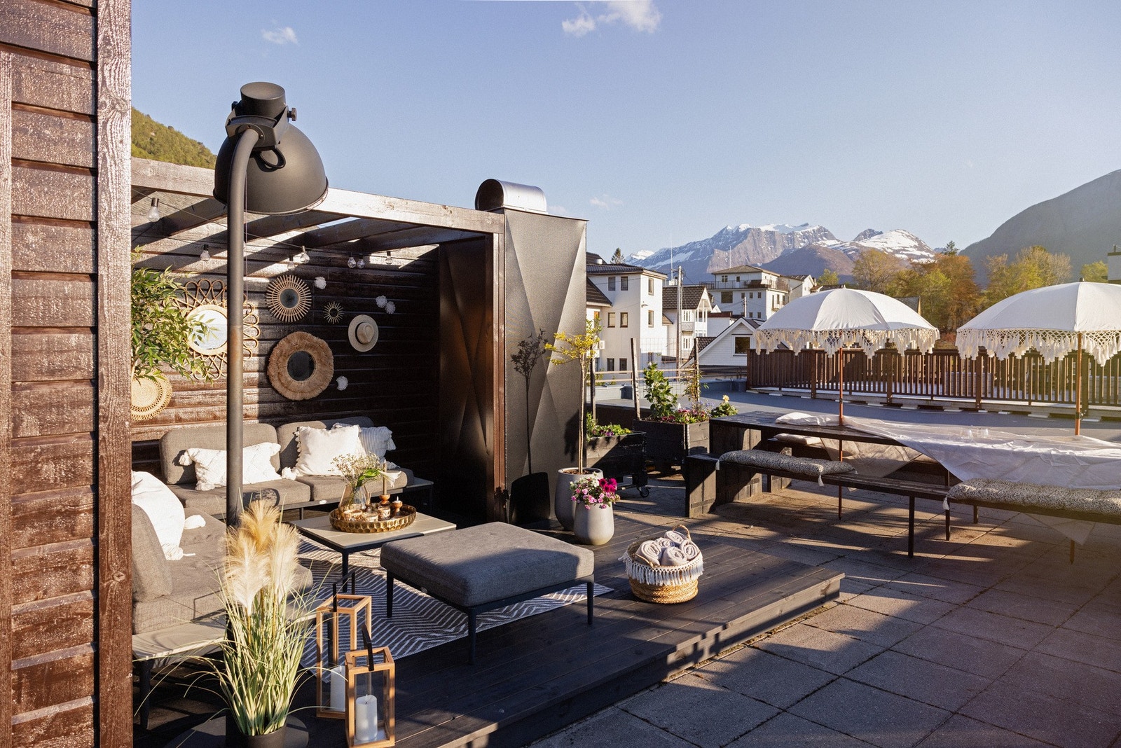 På takterrassen har du nok plass til å invitere hele storfamilien eller vennegjengen. Galleribilde