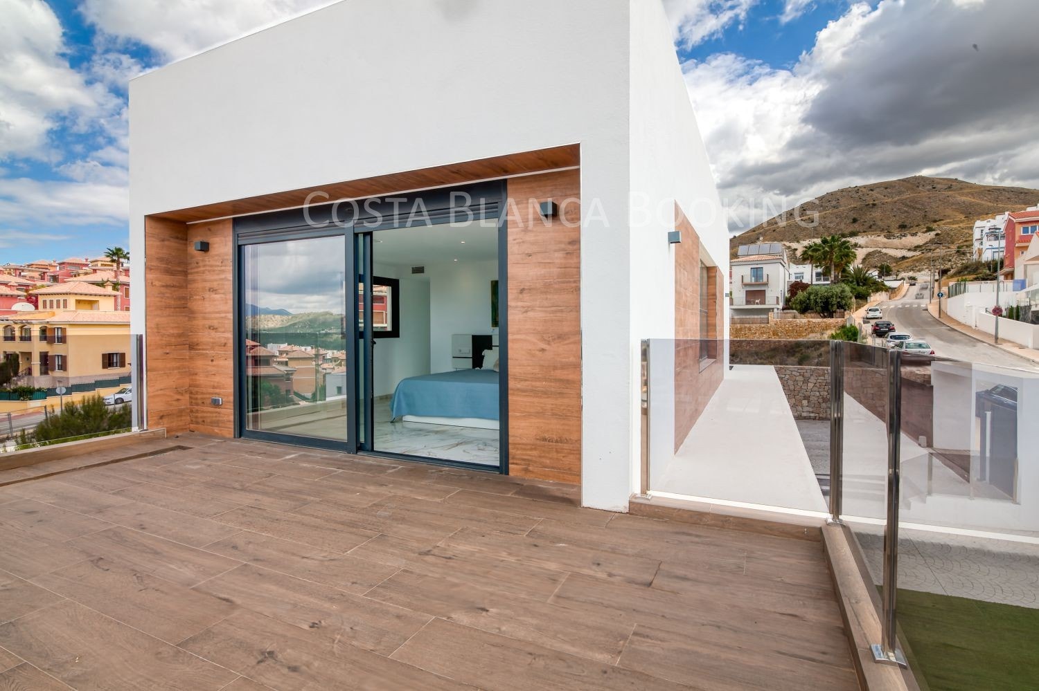 Magnificent home with sea views and private pool in Finestrat Galleribilde