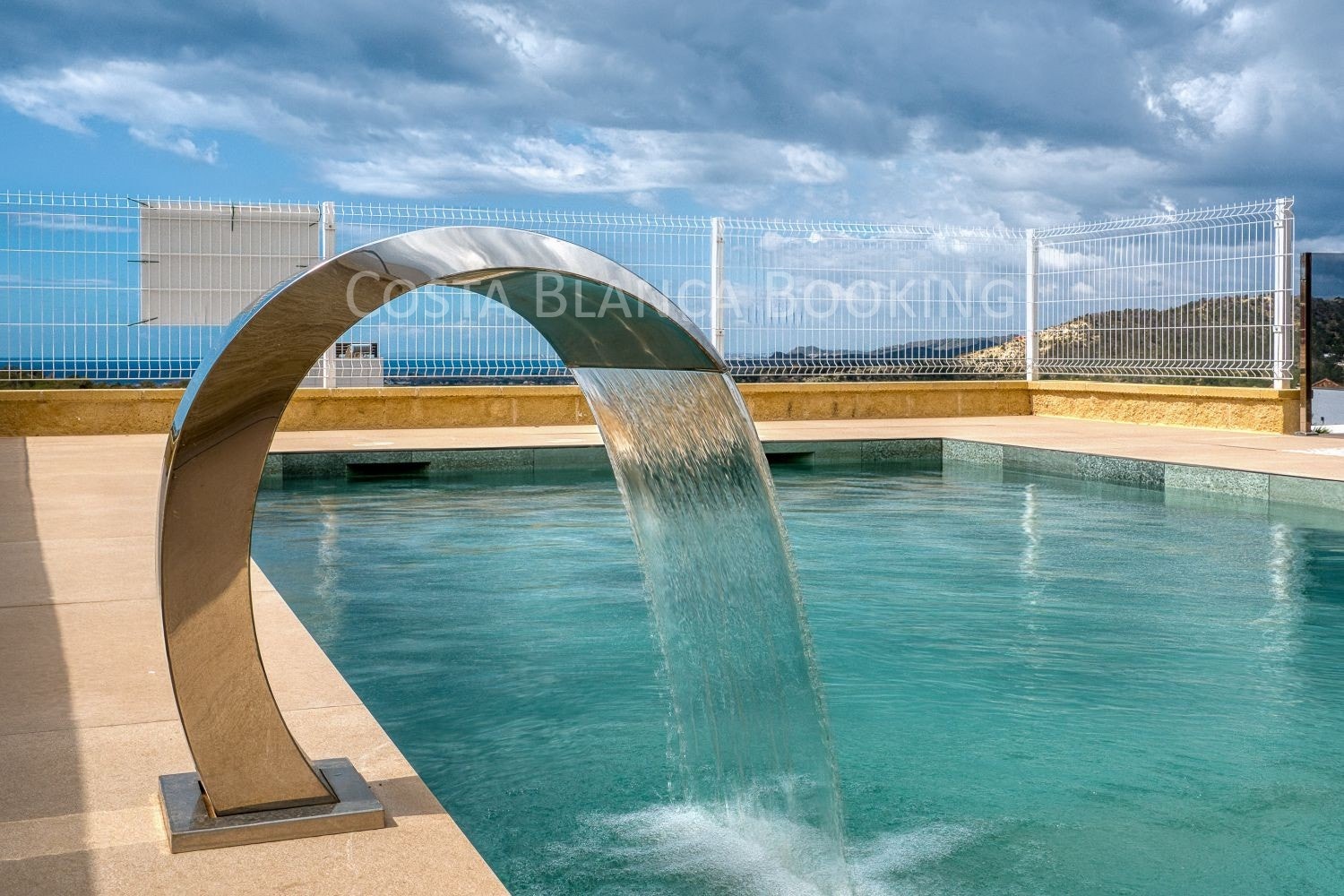 Magnificent home with sea views and private pool in Finestrat Galleribilde