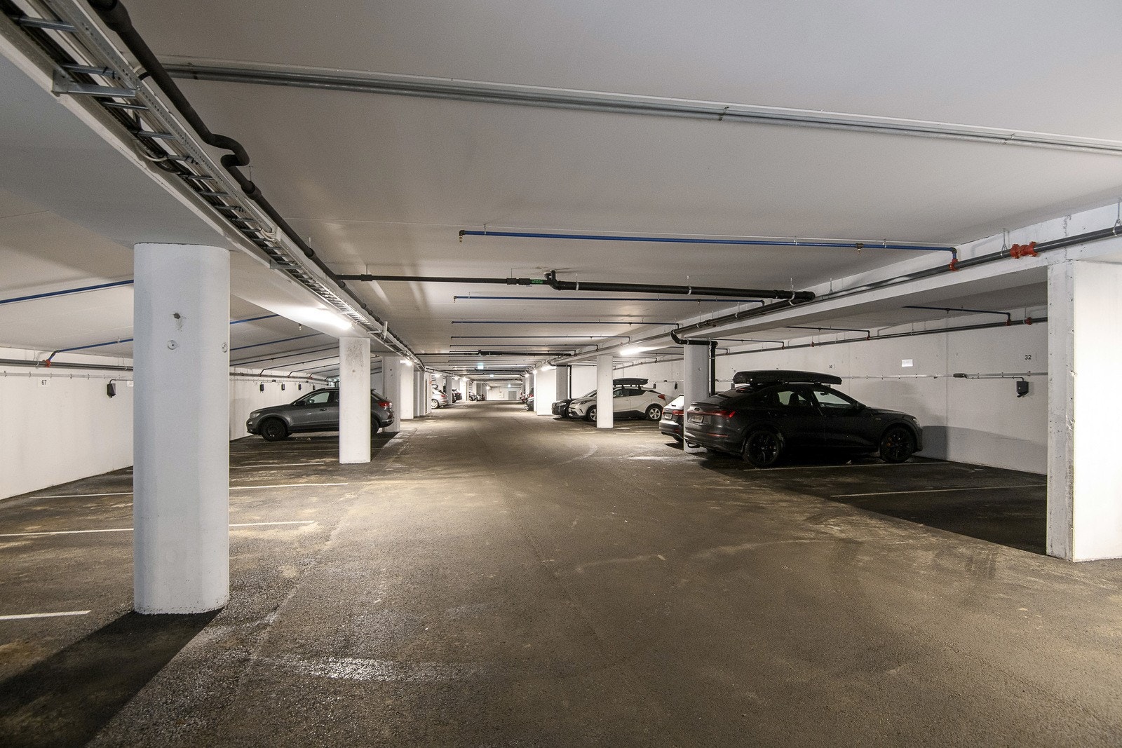 Det medfølger garasjeplass (nr. 31) i felles garasjeanlegg Galleribilde