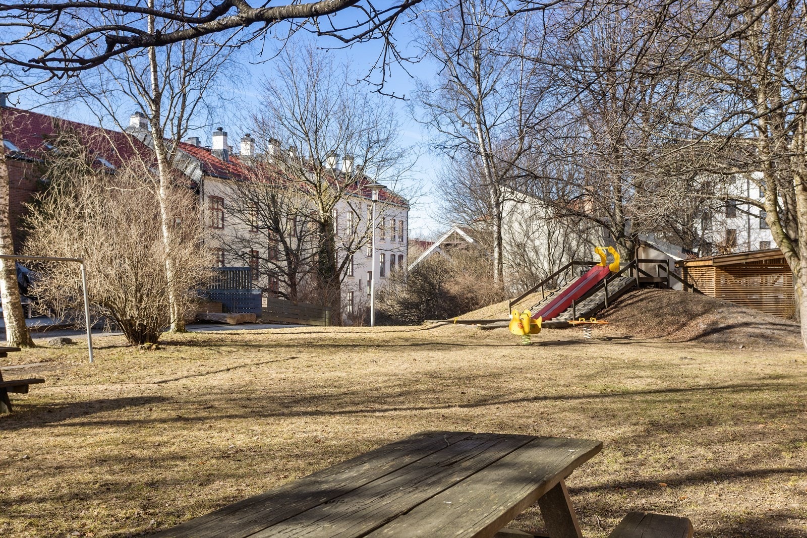 Hyggelige fellesområder i svært barnevennlige omgivelser. Galleribilde