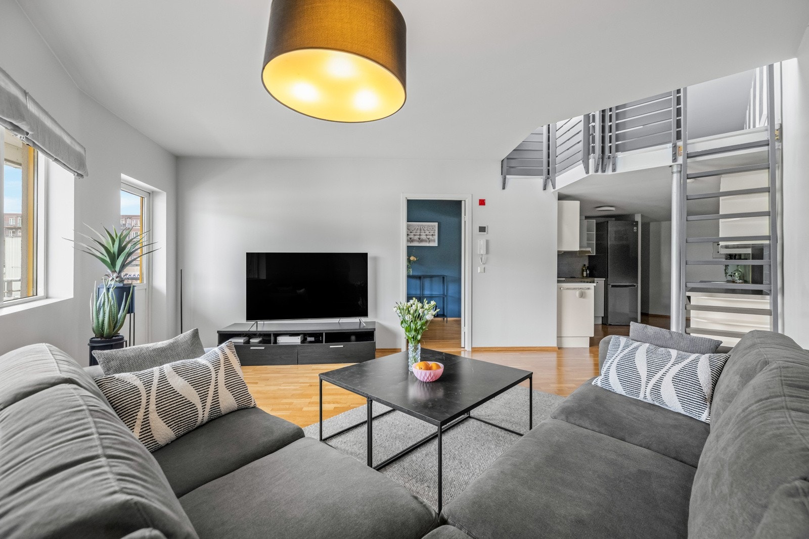 I allrommet kan du innrede sofa og spisebord. Galleribilde