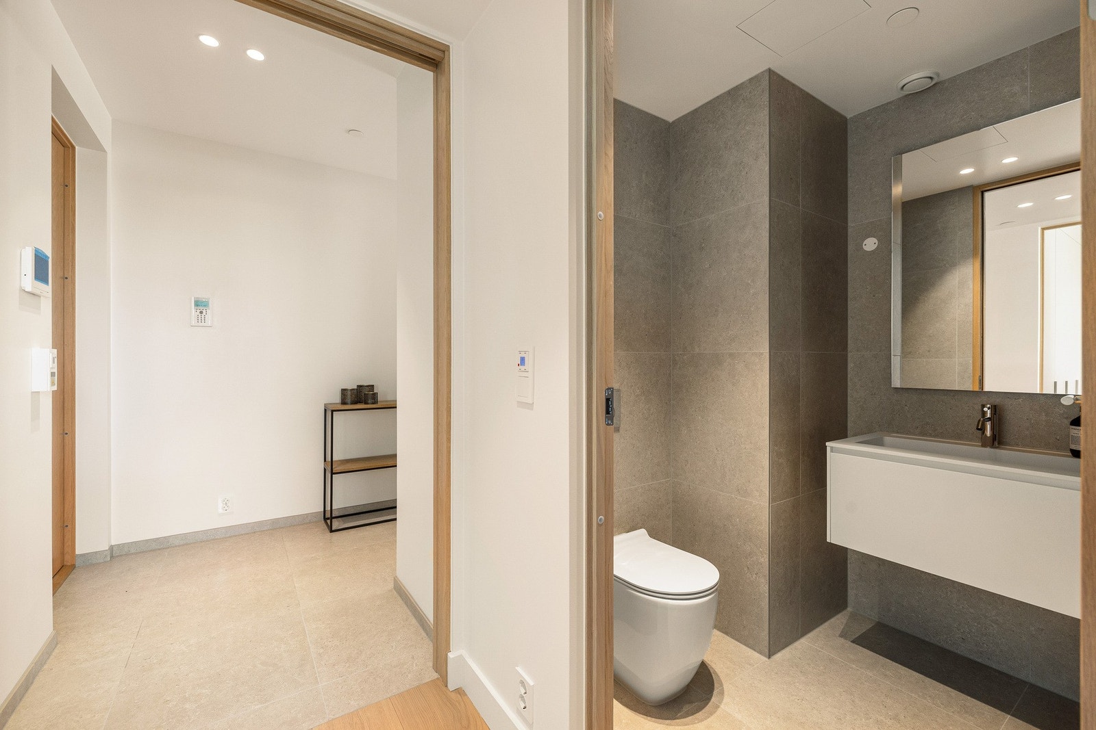 Separat wc i tilknytning til gangen. Galleribilde