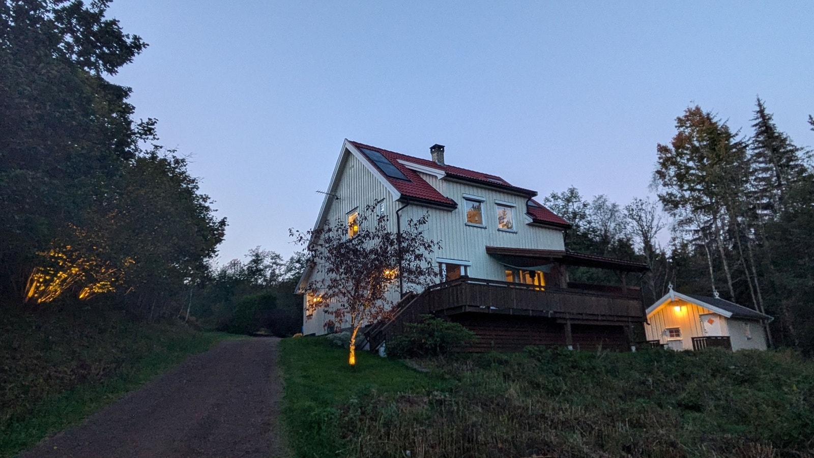 Sommerkveld med hagelys. Galleribilde