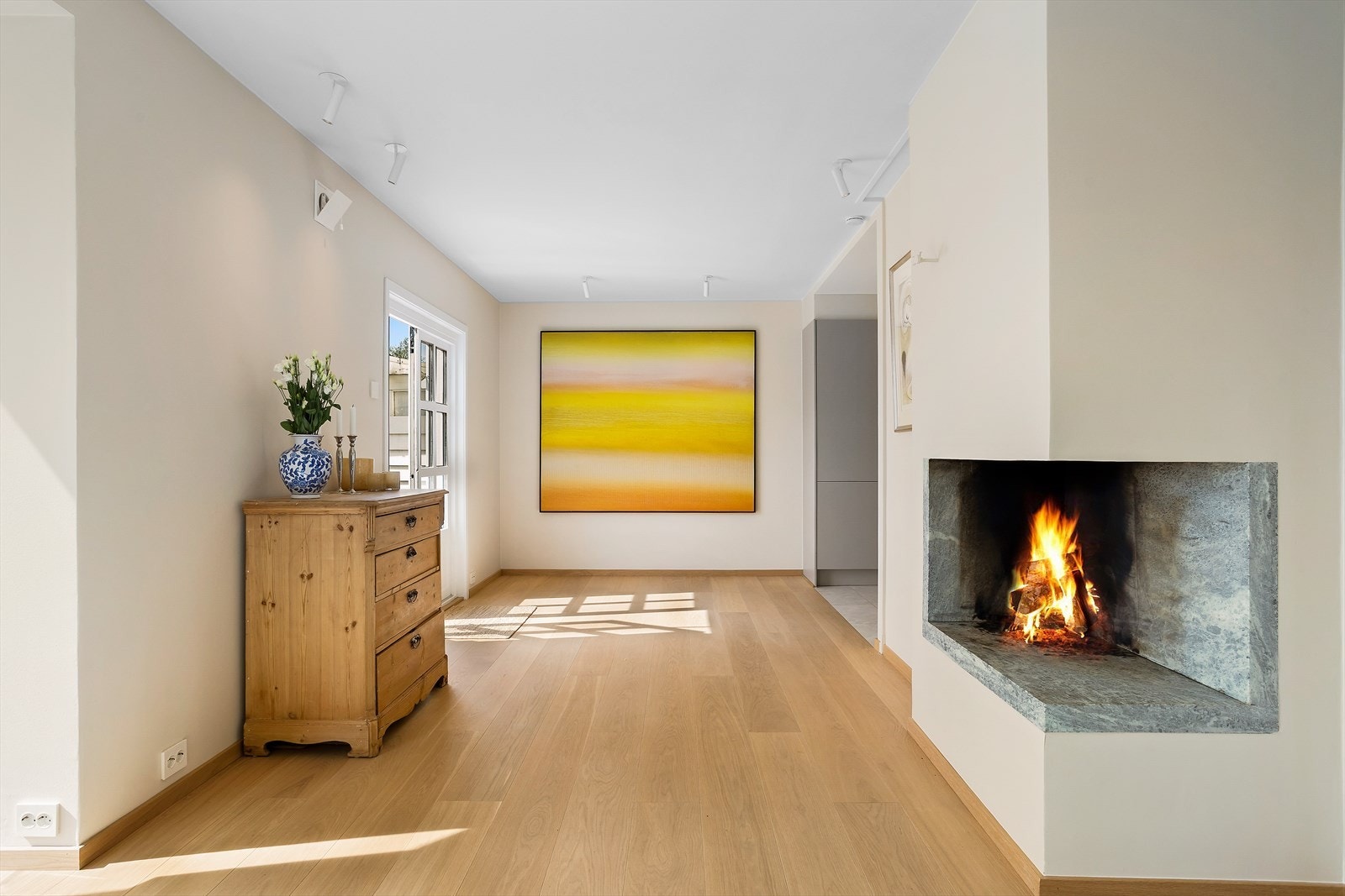 En flott peis gir både hyggelig stemning og god varme på kalde vinterdager. Galleribilde