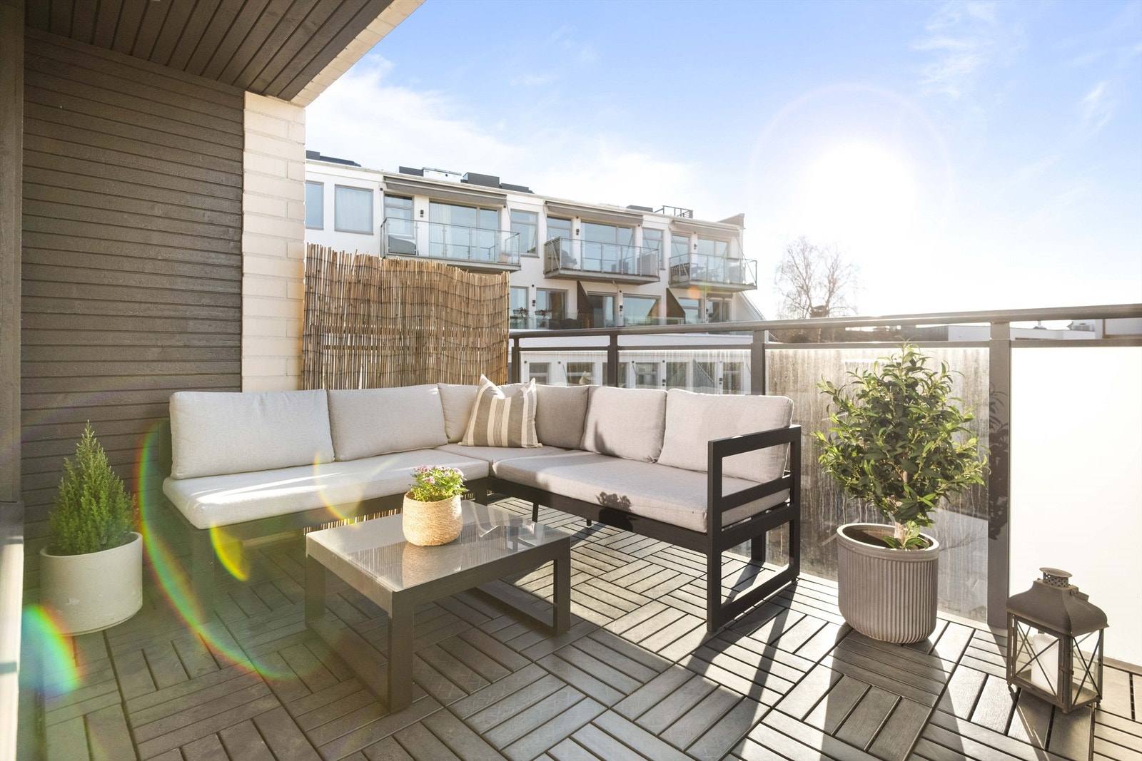 Dette er en flott plass å tilbringe sene sommerkvelder med nære og kjære. Galleribilde