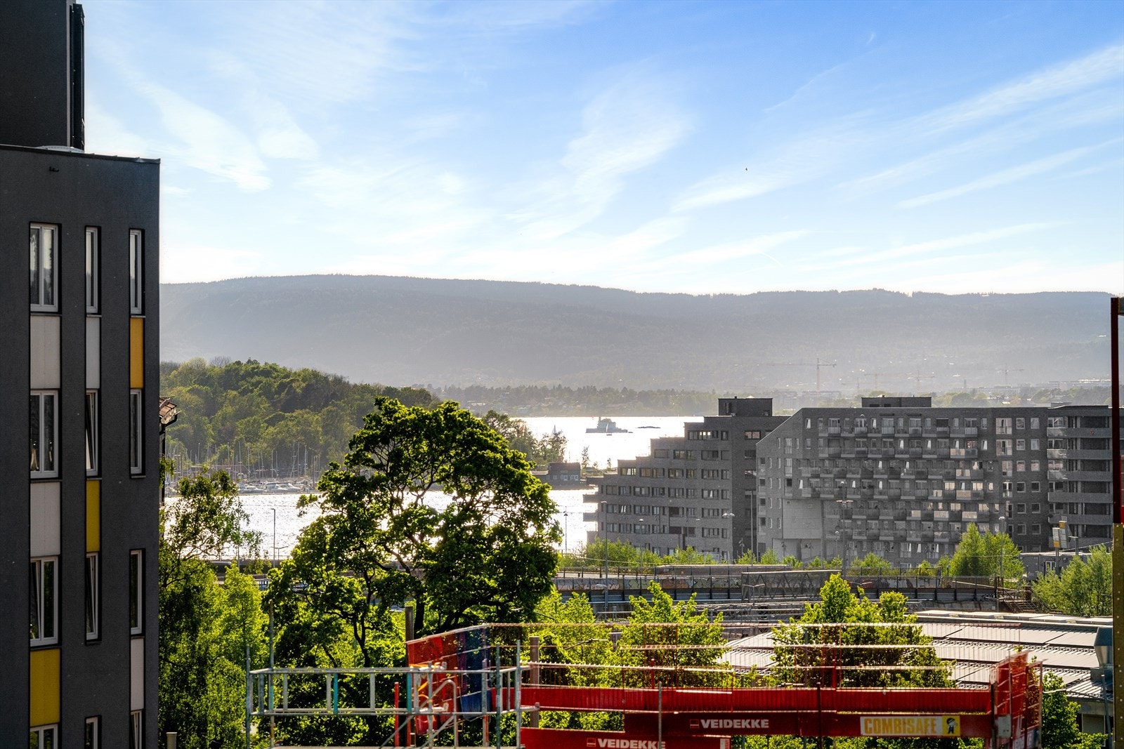 Flott utsikt mot Oslofjorden fra balkongen. Galleribilde