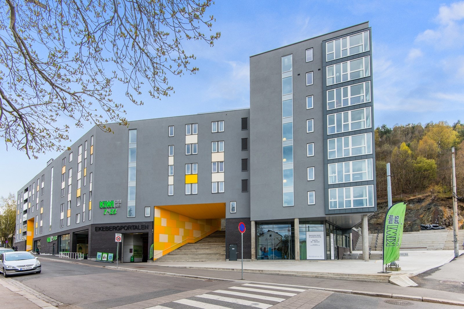 Kiwi Konows og Bunnpris ligger begge 2 min utenfor boligen. Galleribilde