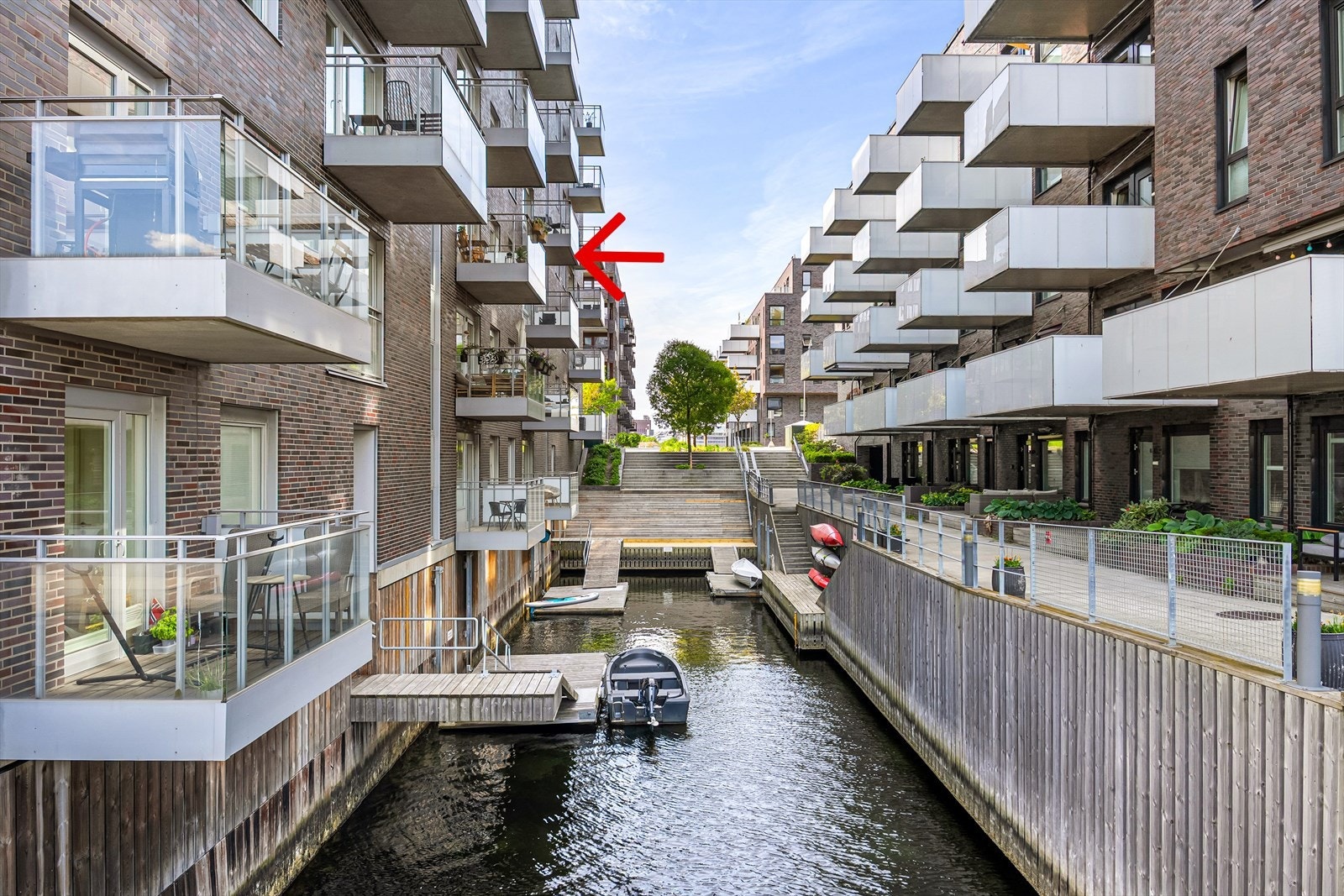 En flott havnepromenade skal gå fra Sørenga mot Akershus festning med massevis av tilbud som restauranter og butikker. Galleribilde