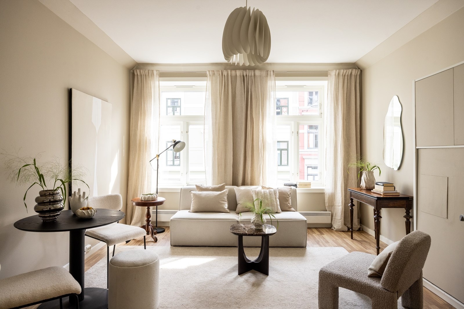 - Nordvik ved Henrik Carlyle(468 56 489) har gleden av å presentere Lofotgata 4A - Galleribilde