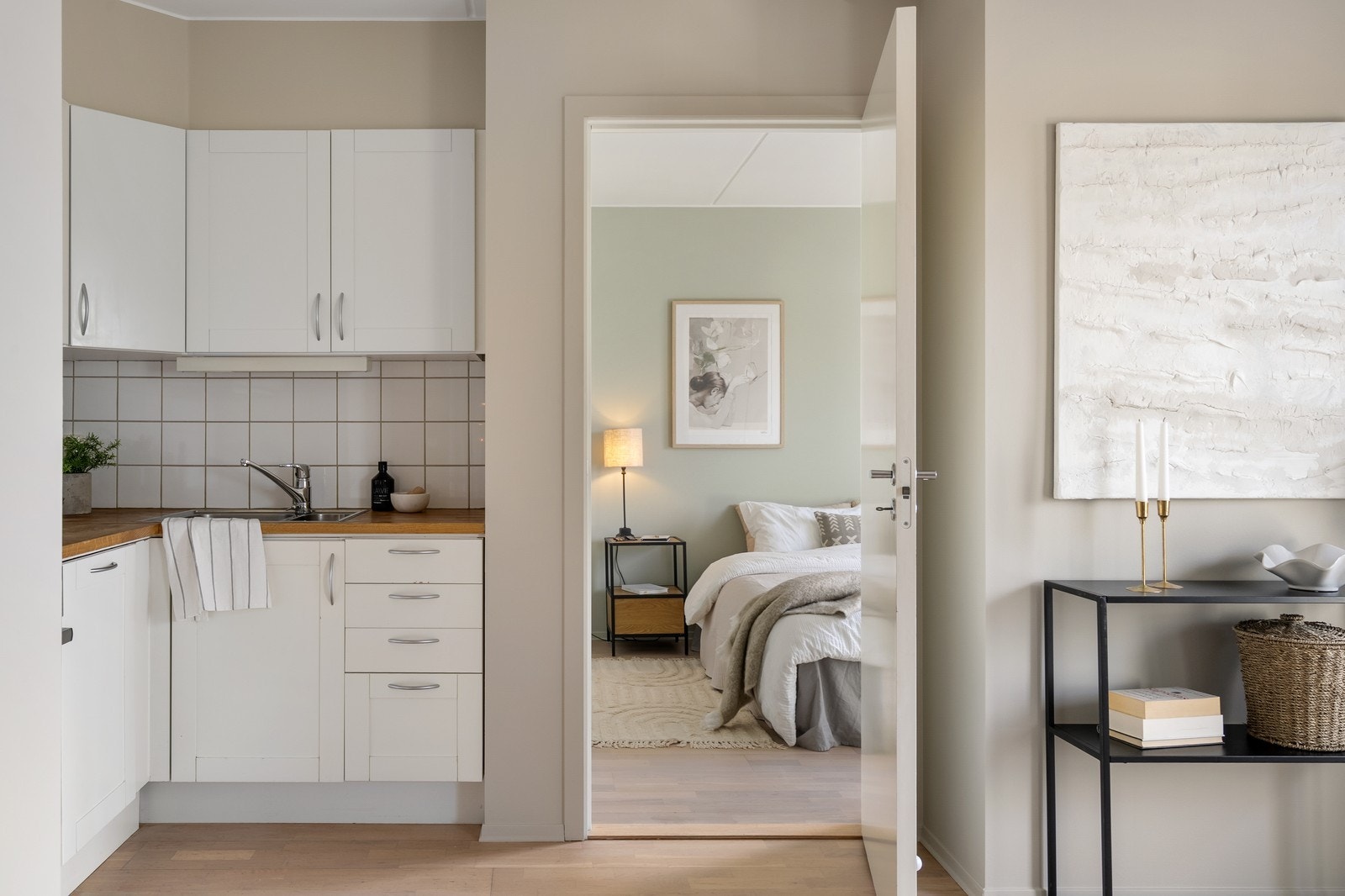 Alle gulv i boligen ble skiftet i 2025. Galleribilde