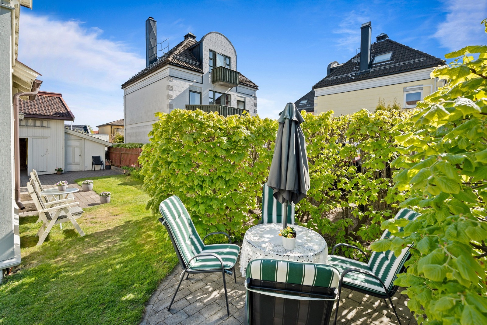 Fine uteplasser plasser rundt på eiendommen Galleribilde