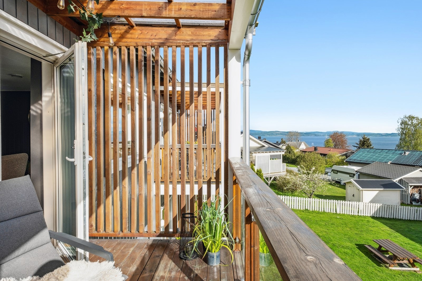 Utsikt fra balkong Galleribilde