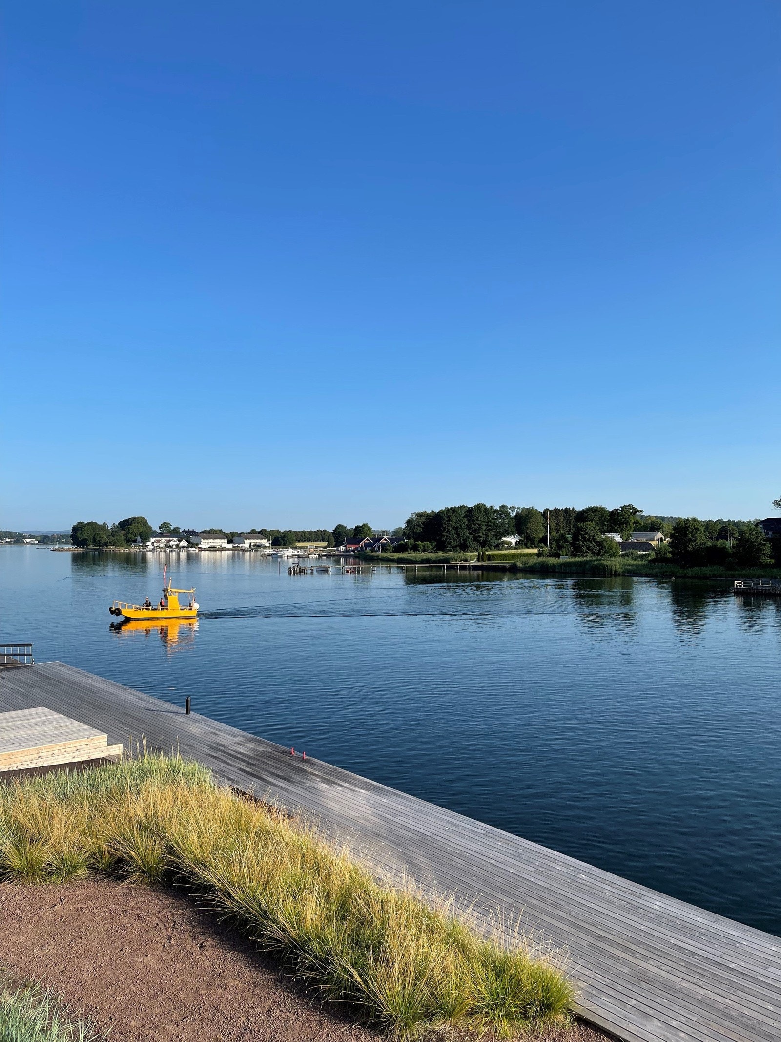 Ole 3 som går mellom Husøy og Husvik Galleribilde