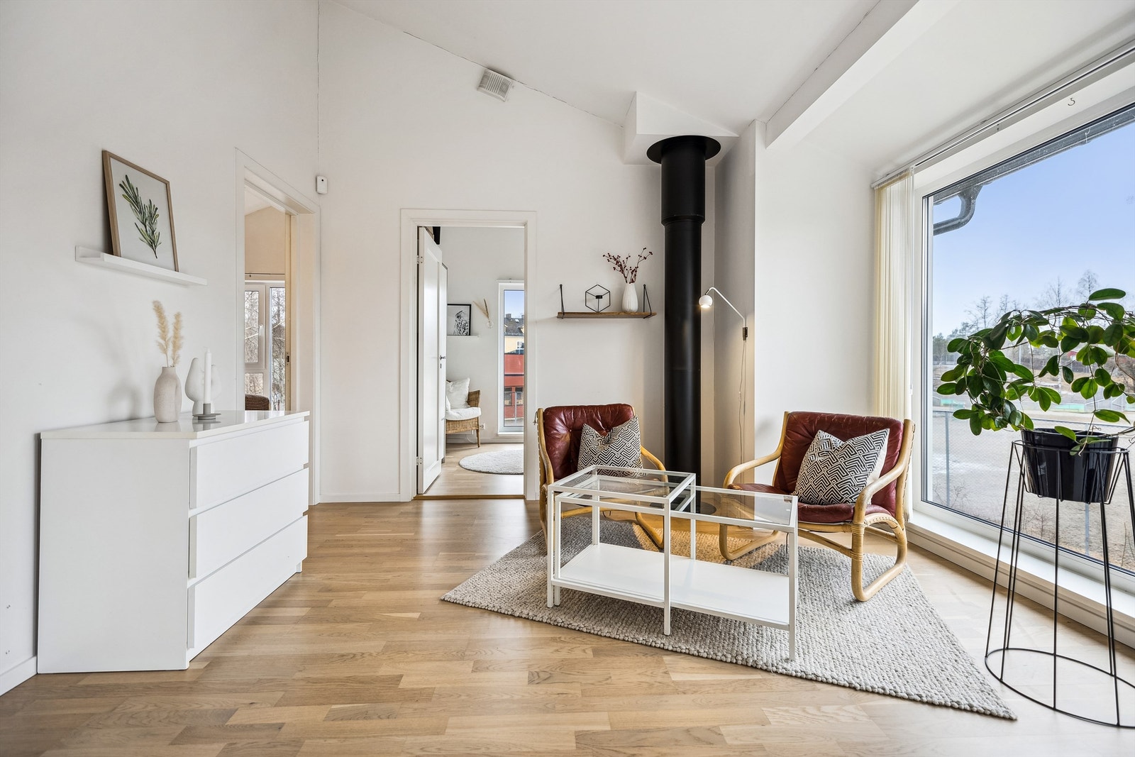 Loftstuen er et glimrende ekstra oppholdsrom som kan brukes til lek, moro, tv-titting eller kun for å slappe av. Galleribilde