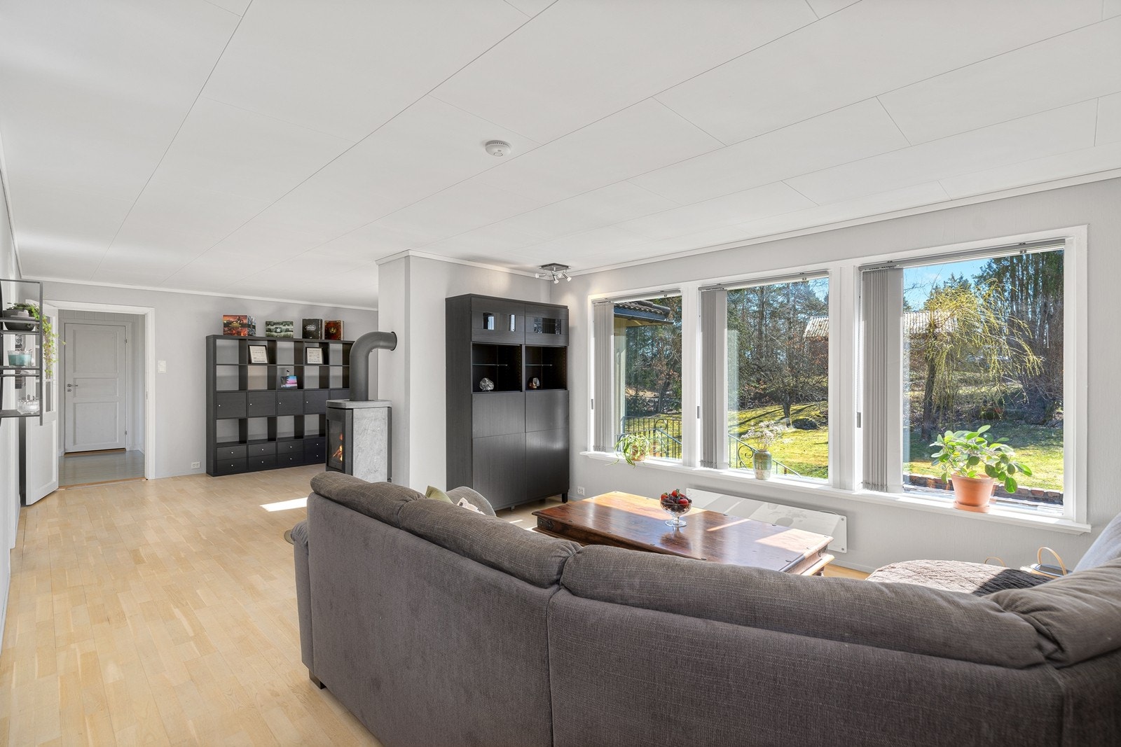 Stor stue med mange muligheter og god plass til gjester Galleribilde