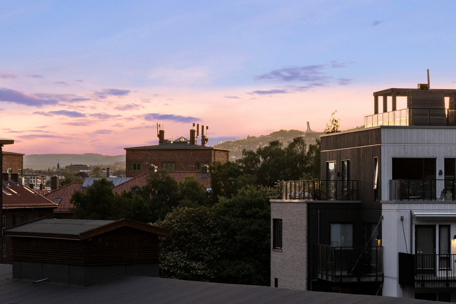 Dette er et fint uteområde som kan brukes til å nyte frisk luft og rolige stunder Galleribilde