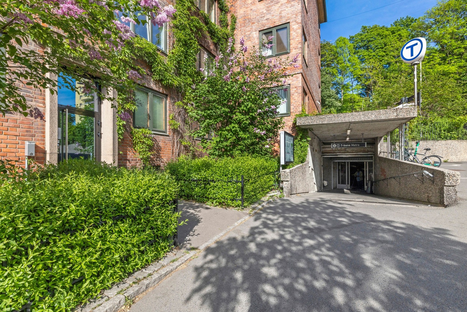 Boligen ligger i umiddelbar nærhet til Carl Berner T Galleribilde