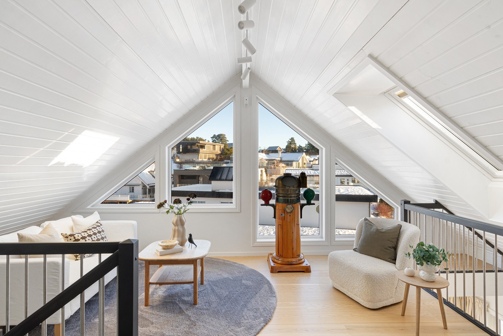 Loftsstue Galleribilde