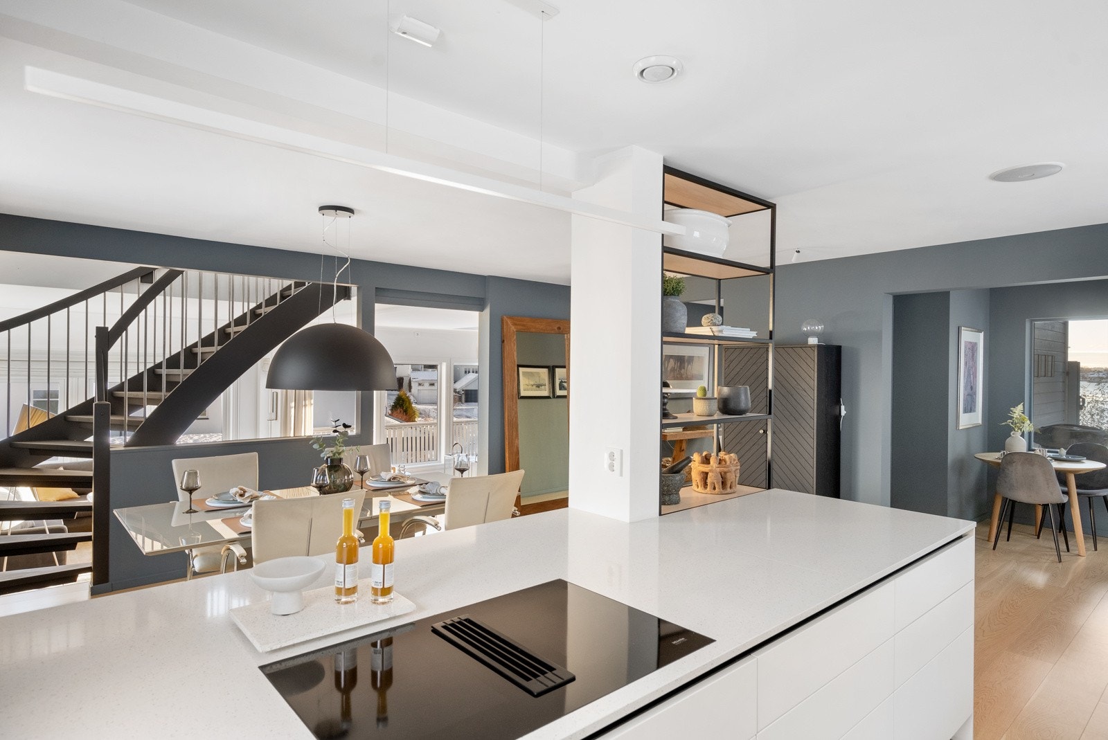 Platetoppen har integrert avtrekkesvifte Galleribilde