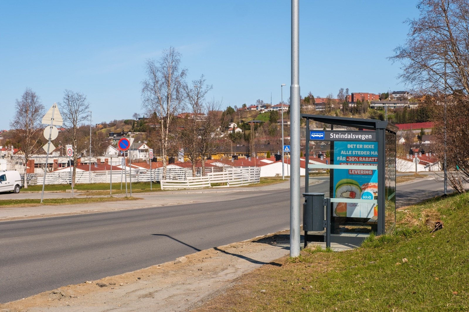 Godt utbygde tilbud innen kollektivtransport i området. Galleribilde