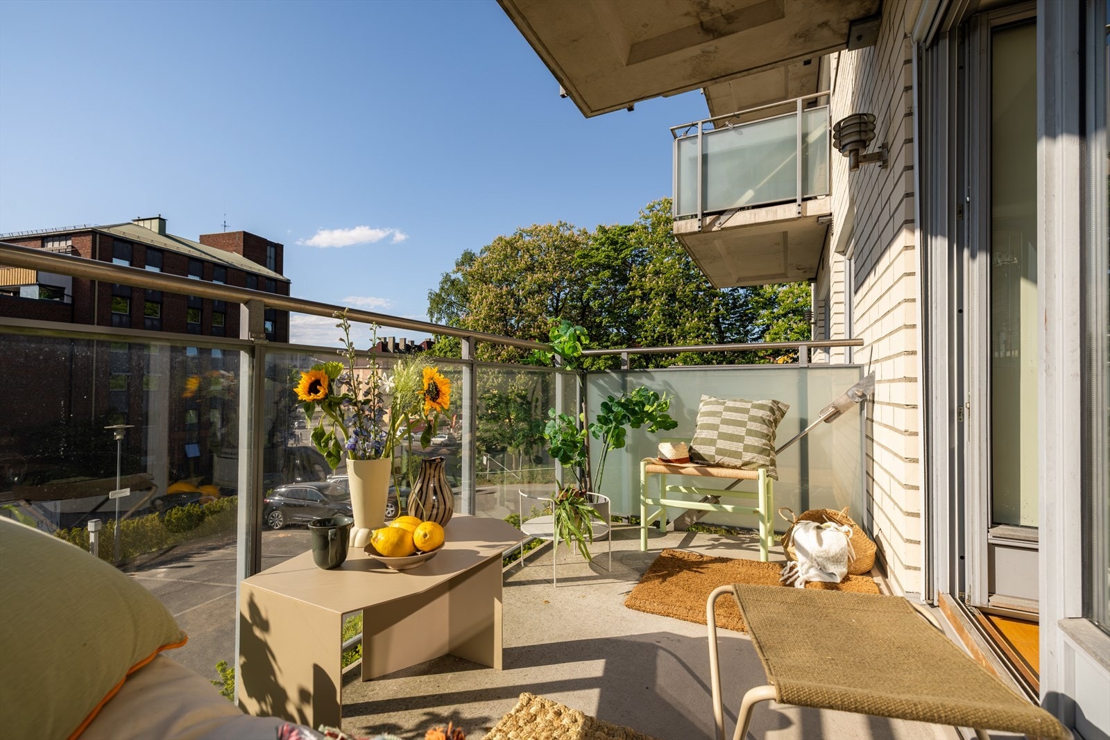 Balkongen er på 5 kvm og ligger vendt mot vest, som gir gode solforhold. Galleribilde