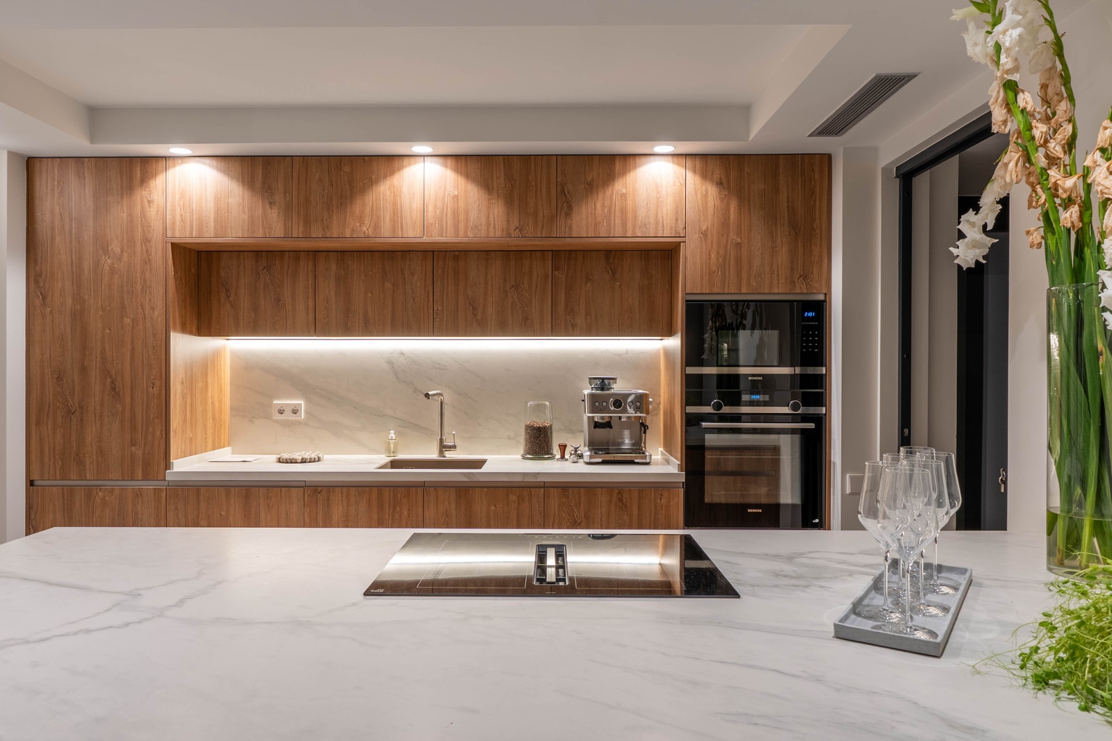 Topp moderne kjøkken som har alt du trenger! Galleribilde