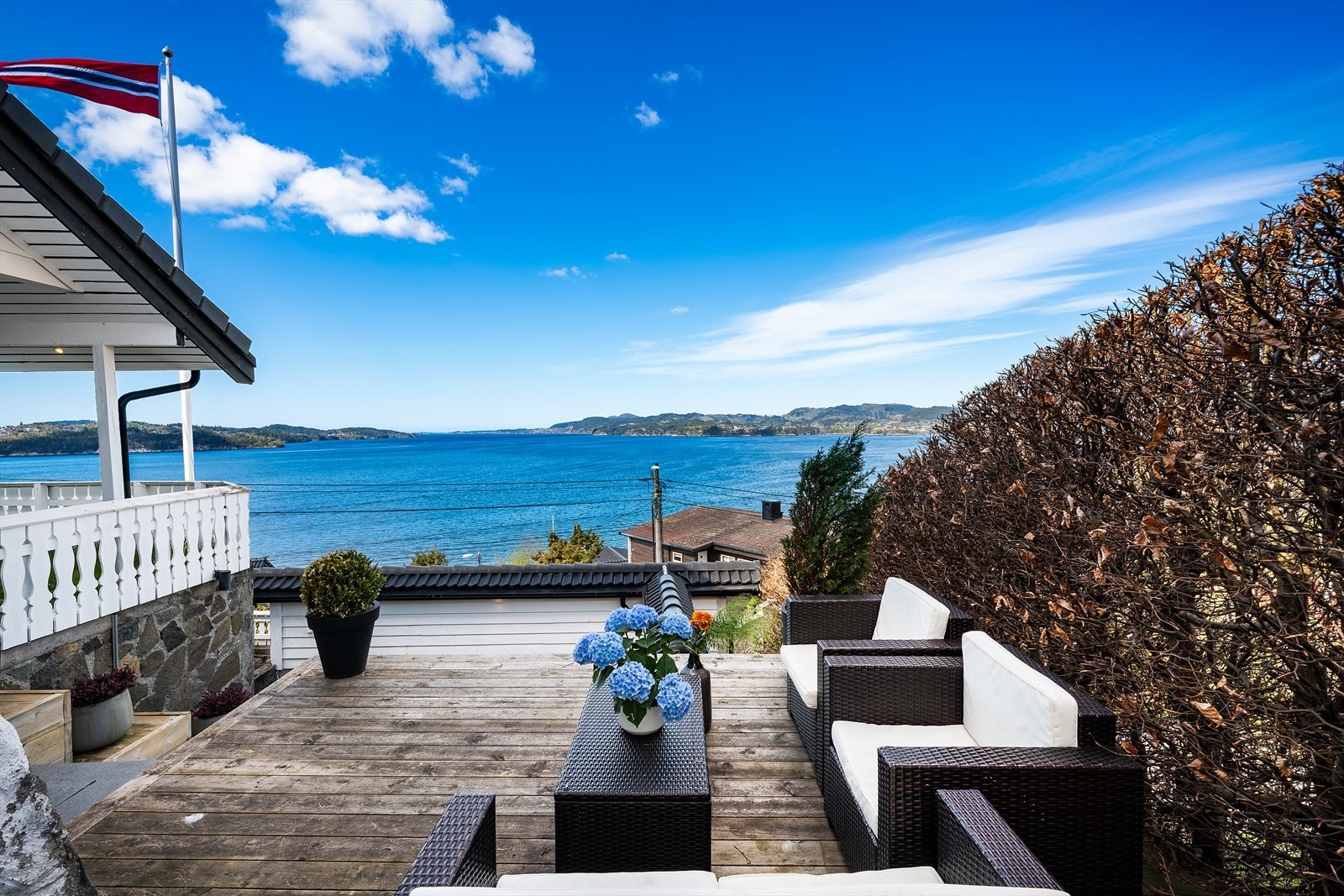 - For barna er det kort vei til Åsane arena - Galleribilde