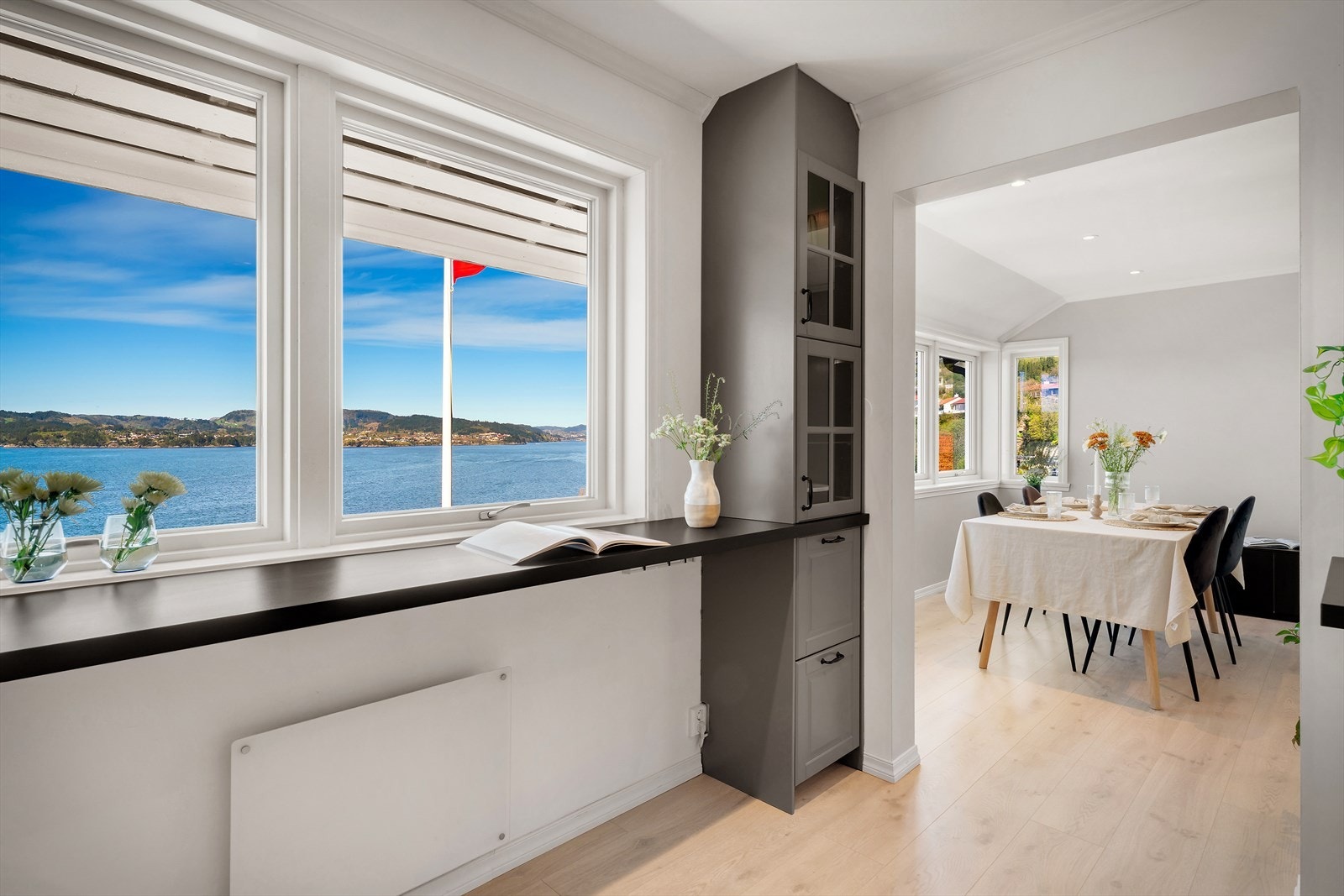 - Vi beveger oss videre til spisestuen - Galleribilde