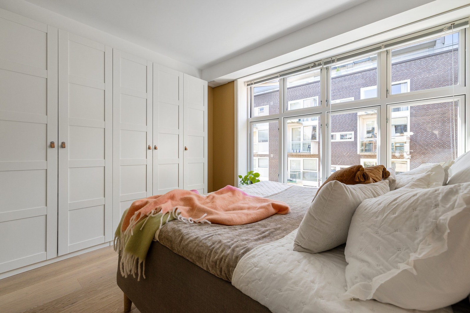 Meget god lagringsplass i dype garderobeskap. Galleribilde