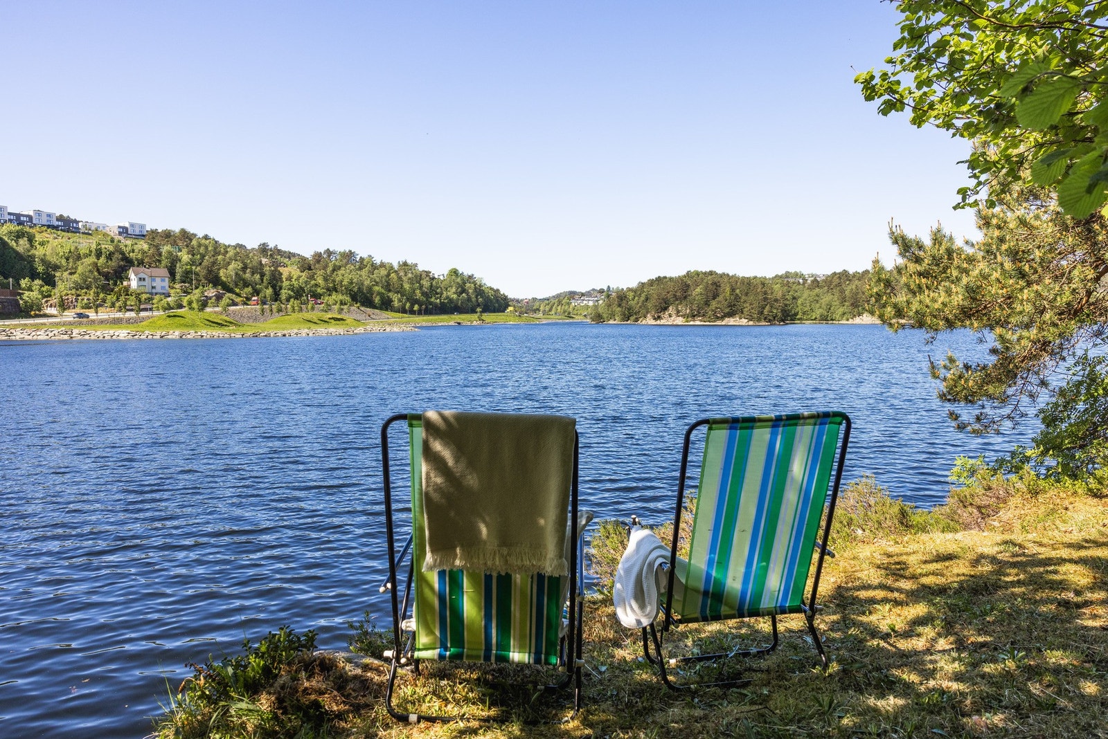 Tomten er rolig og usjenert. Galleribilde