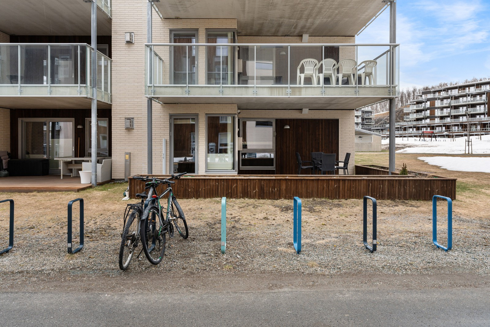 Rikelig med sykkelparkering.