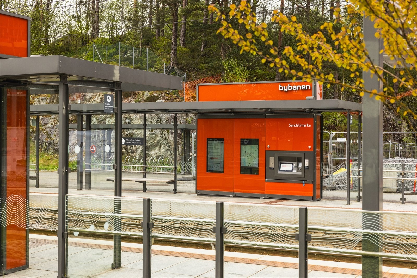 Kort vei til Bybanen linje 2 - få stopp til Flesland og Lagunen. Galleribilde