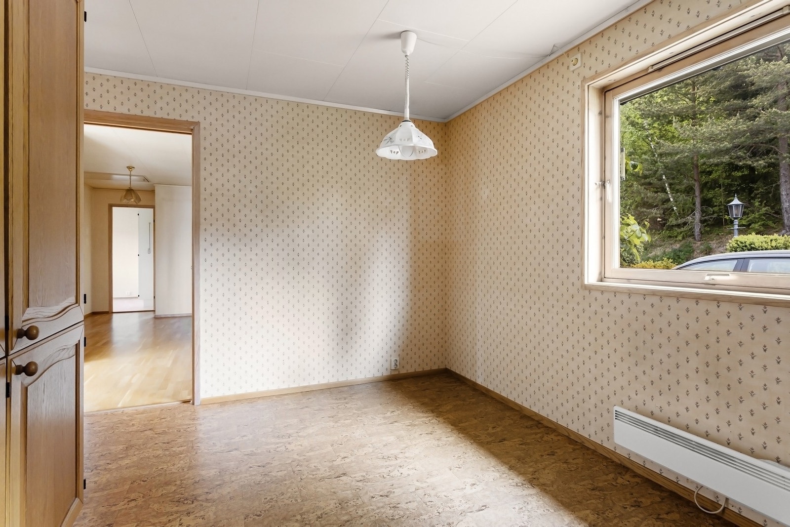 Det er også fin plass til et spisebord rett ved kjøkkenet. Galleribilde