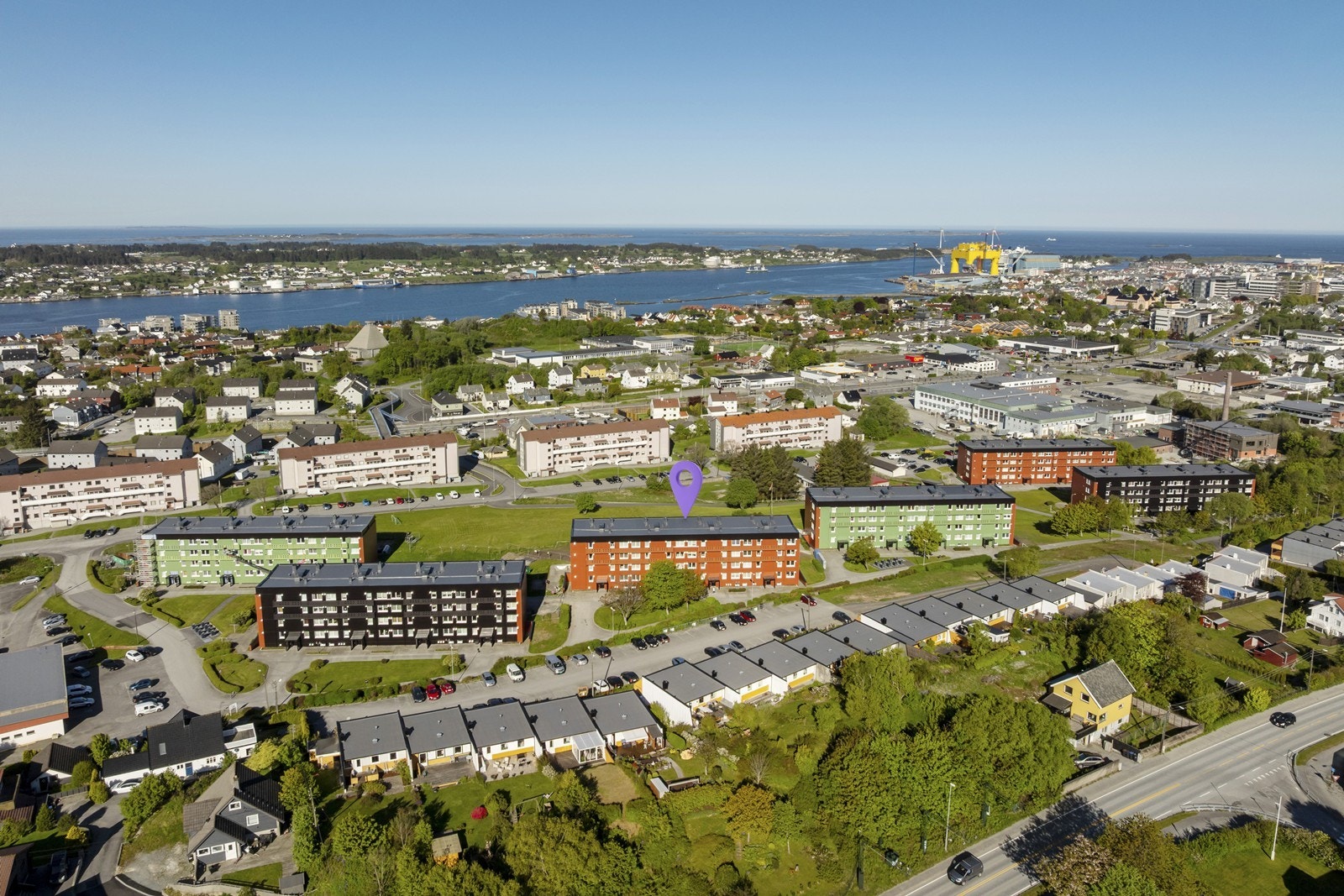 Velkommen til Frøyas veg 4 A - Presentert av eiendomsmegler Fred Lippens hos Eiendomsmegler A Galleribilde