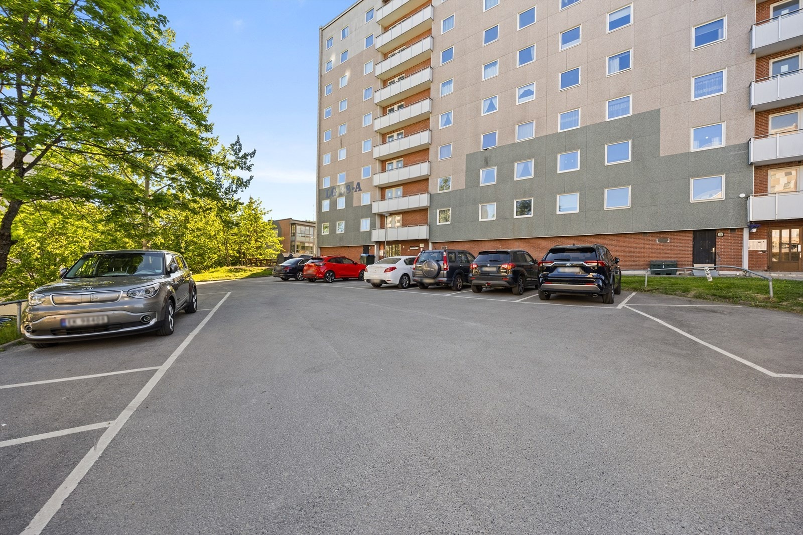 Det er mulig å få tildelt parkeringsplass etter venteliste/ansienitet Galleribilde