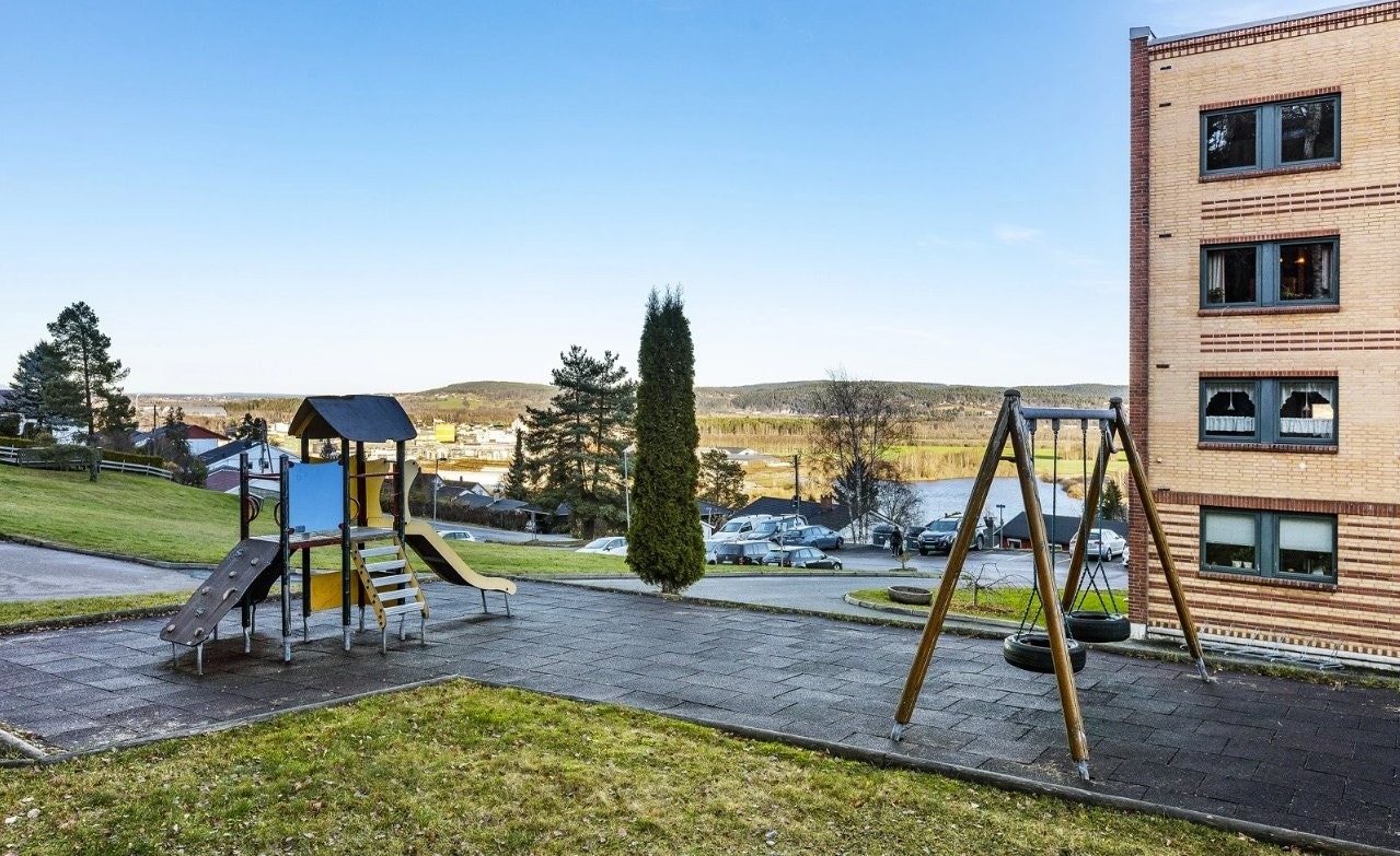 Lekeplass i nærhet til leiligheten Galleribilde
