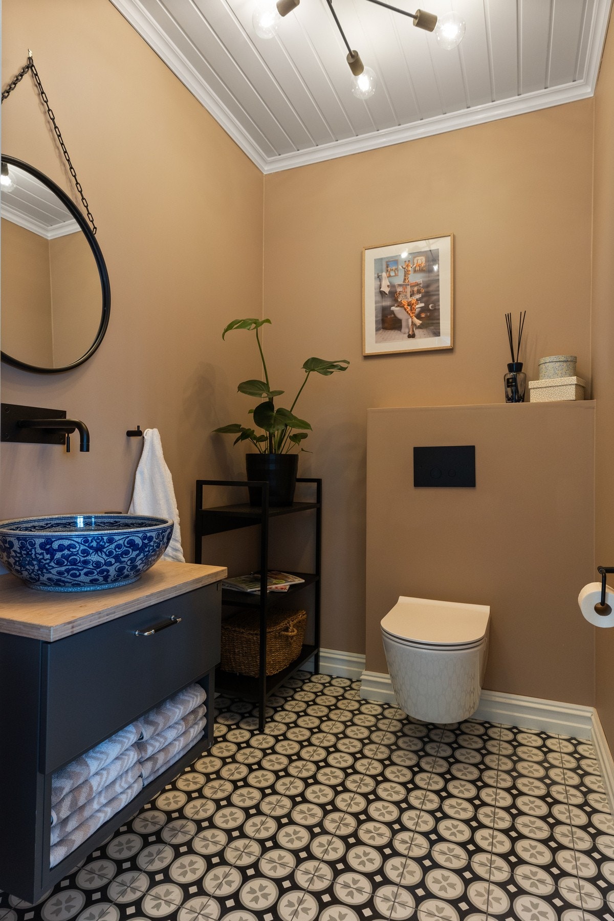 WC-rom ved entre Galleribilde