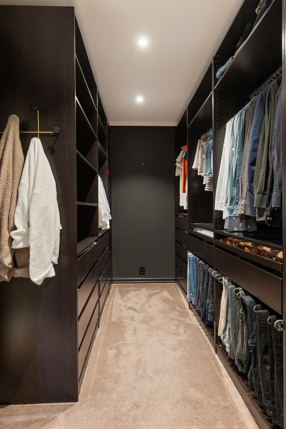 Walk-in garderobe Galleribilde