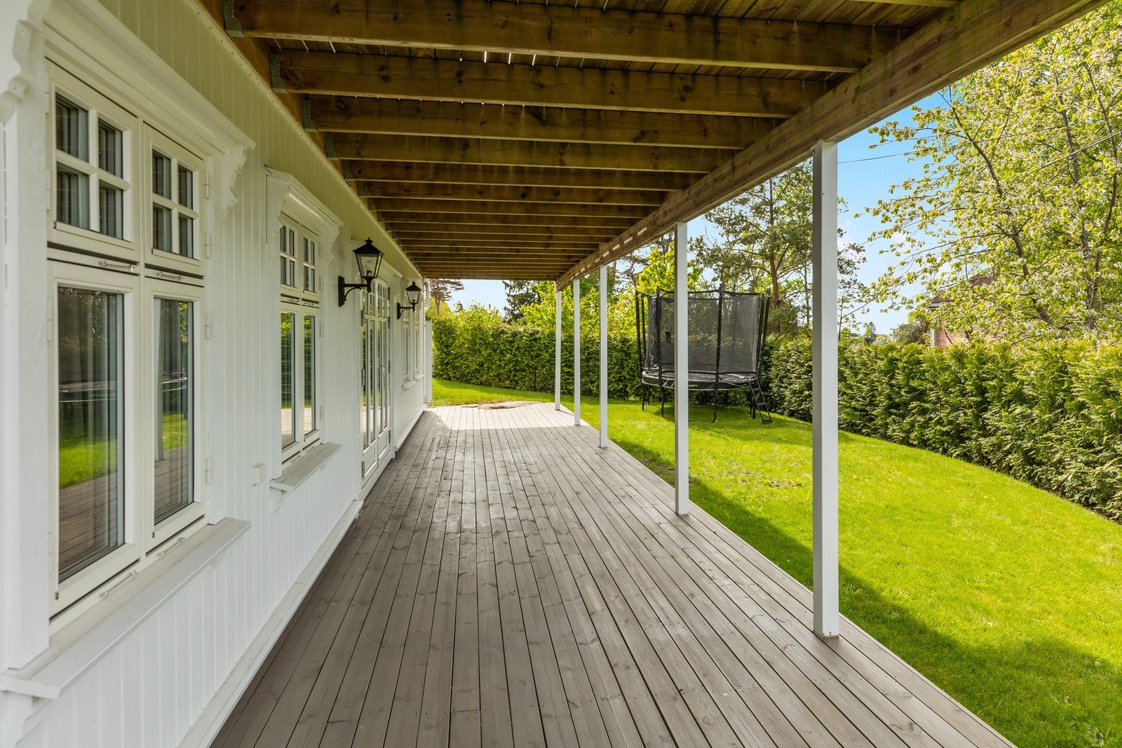 Uteplassene er på to nivåer Galleribilde